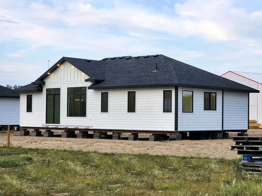 Casa Prefabricada Moderna 173,35 m² 