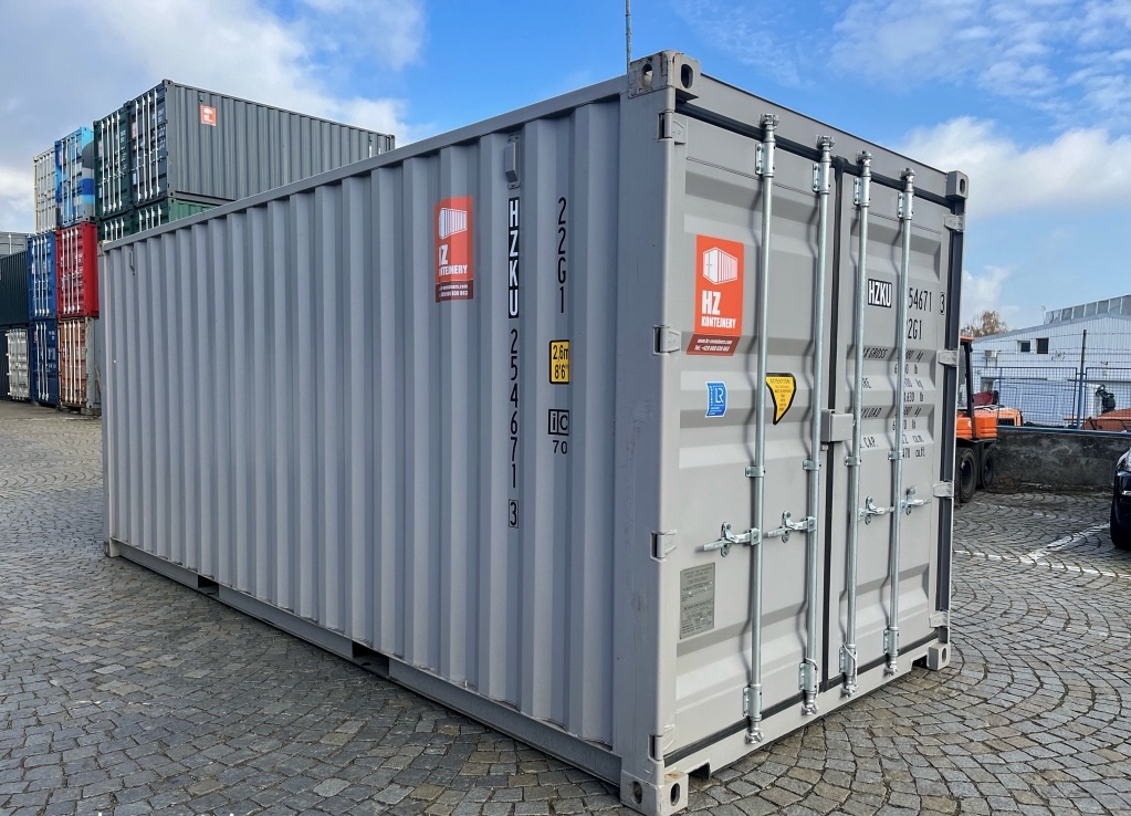 Contenedor Gris 20 Pies – IICL‑6 Número: HZKU 254671‑3