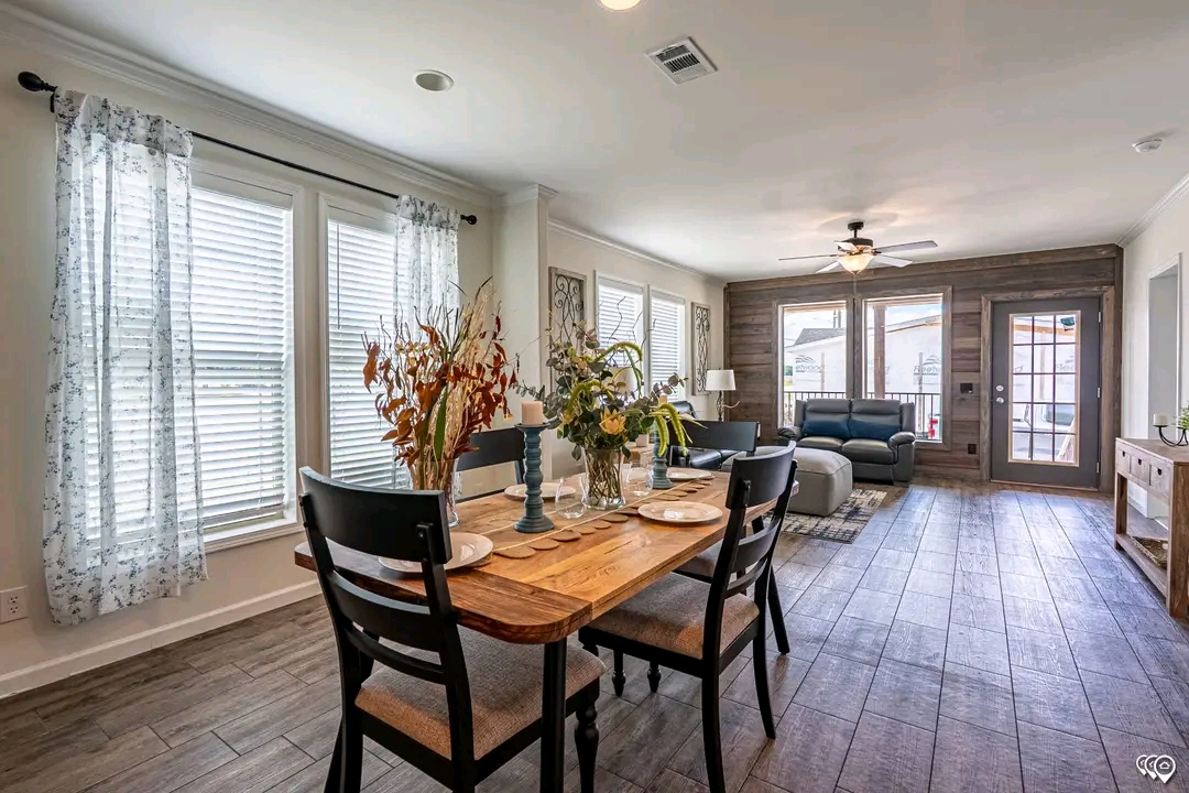 Casa rústico-moderna  212 m² 