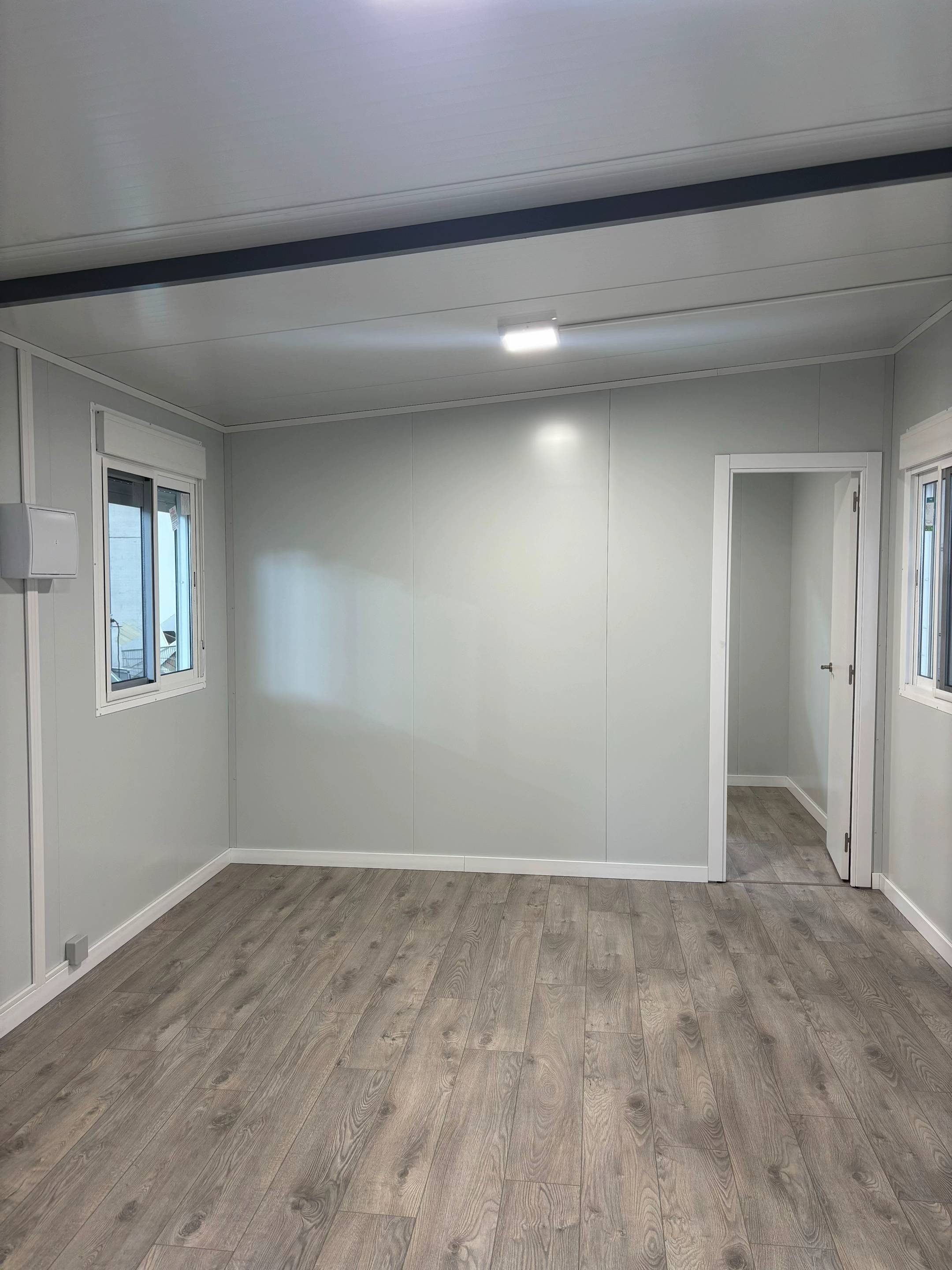 CONTENEDOR AJUSTADO DE 35 M² 