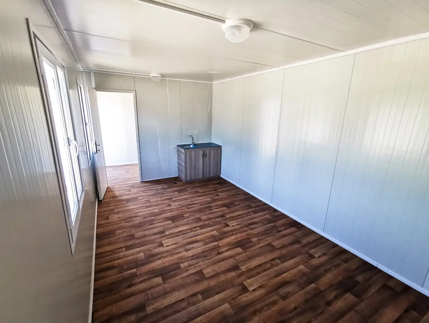 Contenedor de Oficina Modelo B102