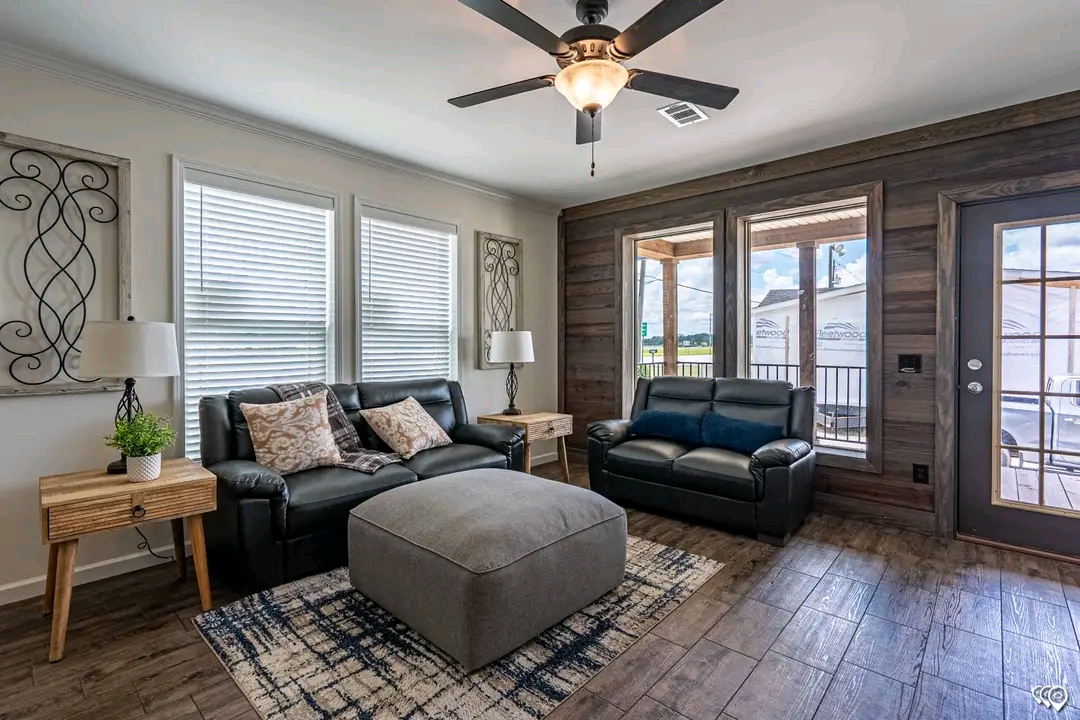 Casa rústico-moderna  212 m² 